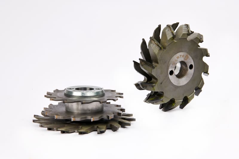 Dao-phay-do-nhom-PMA-chia-khung-3-tang-180121-1