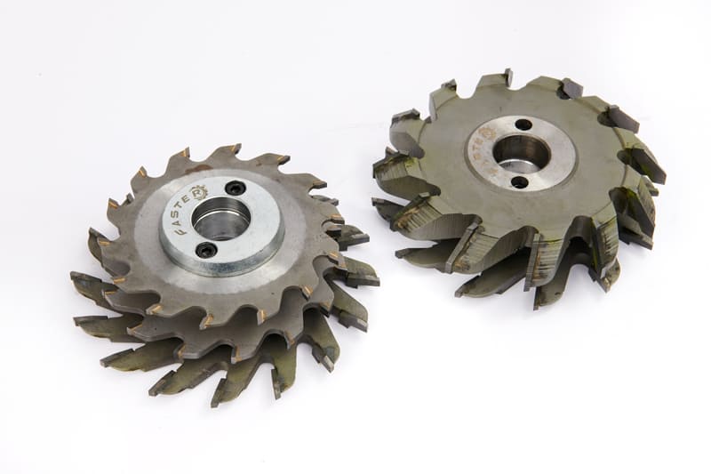 Dao-phay-do-nhom-PMA-chia-khung-3-tang-180121-3 dao phay đố nhôm PMA chia khung 3 tầng1