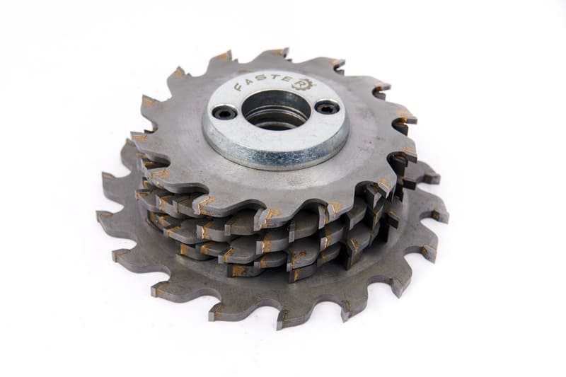 Dao-phay-do-nhom-Xingfa-cua-so-7-tang-180121-2 Dao phay đố nhôm Xingfa cửa sổ 7 tầng