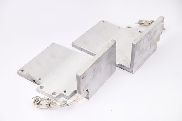 la-han-may-han-cua-nhua-180121-2-600x400 Lá hàn máy hàn cửa nhựa